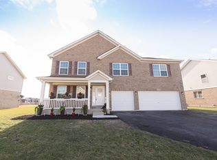 2301 Queensbridge Dr, Lynwood, IL 60411