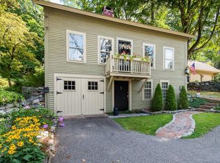 62 Main St, East Haddam, CT 06423