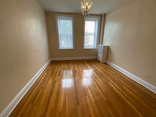 Rented by Contact Realty | media 11