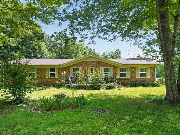 5885 State Route 225, Henderson, TN 38340