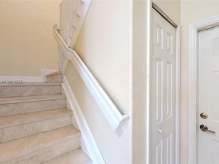 12281 SW 121st Ter — Photo 28