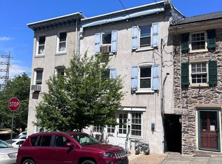 134 Rector St, Philadelphia, PA 19127