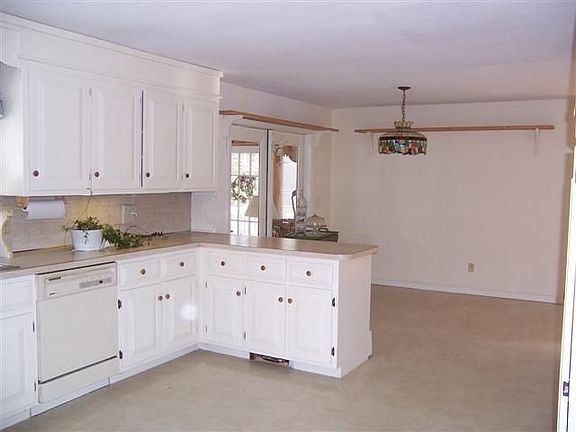 Large Open Kitchen