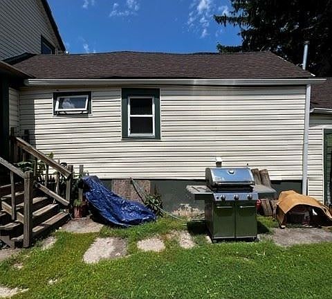 2nd image of 109 Strauss St