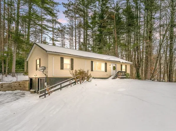 19 James Henry Drive, Barrington, NH 03825