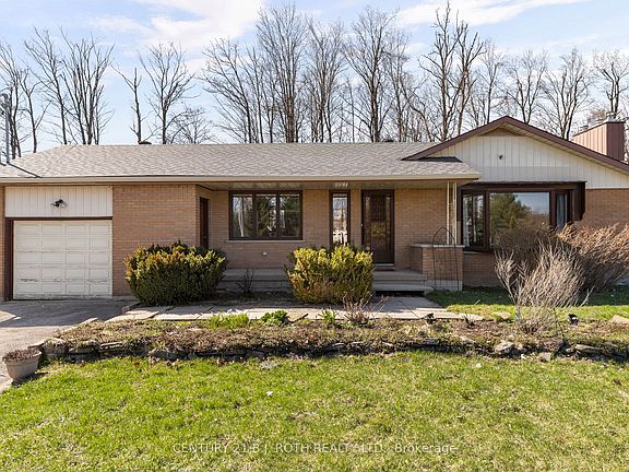 2nd image of 823 Essa Rd
