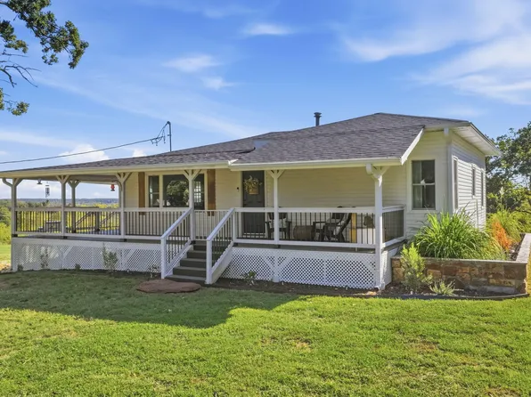 1212 S 19th Street, Collins, MO 64738