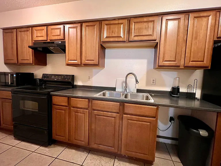 3708 Shangri La Dr — Photo 5