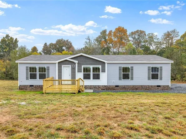 332 Mineral Springs Trl, Demorest, GA 30535