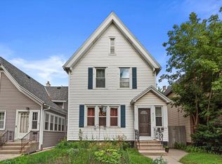 2462 S Howell Ave, Milwaukee, WI 53207