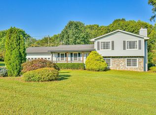 78 Grayson New Hope Rd, Grayson, GA 30017