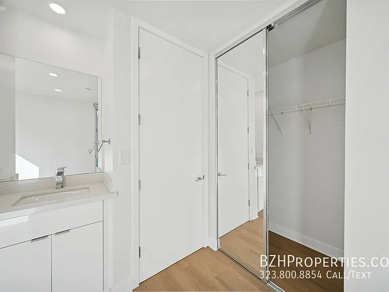 4525 Saint Elmo Dr #4523A — Photo 9