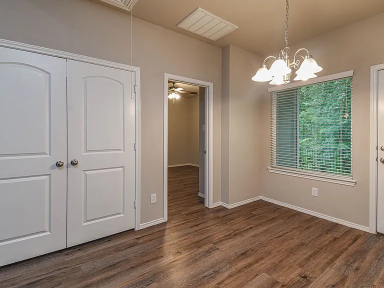 15627 Sycamore Dr — Photo 16