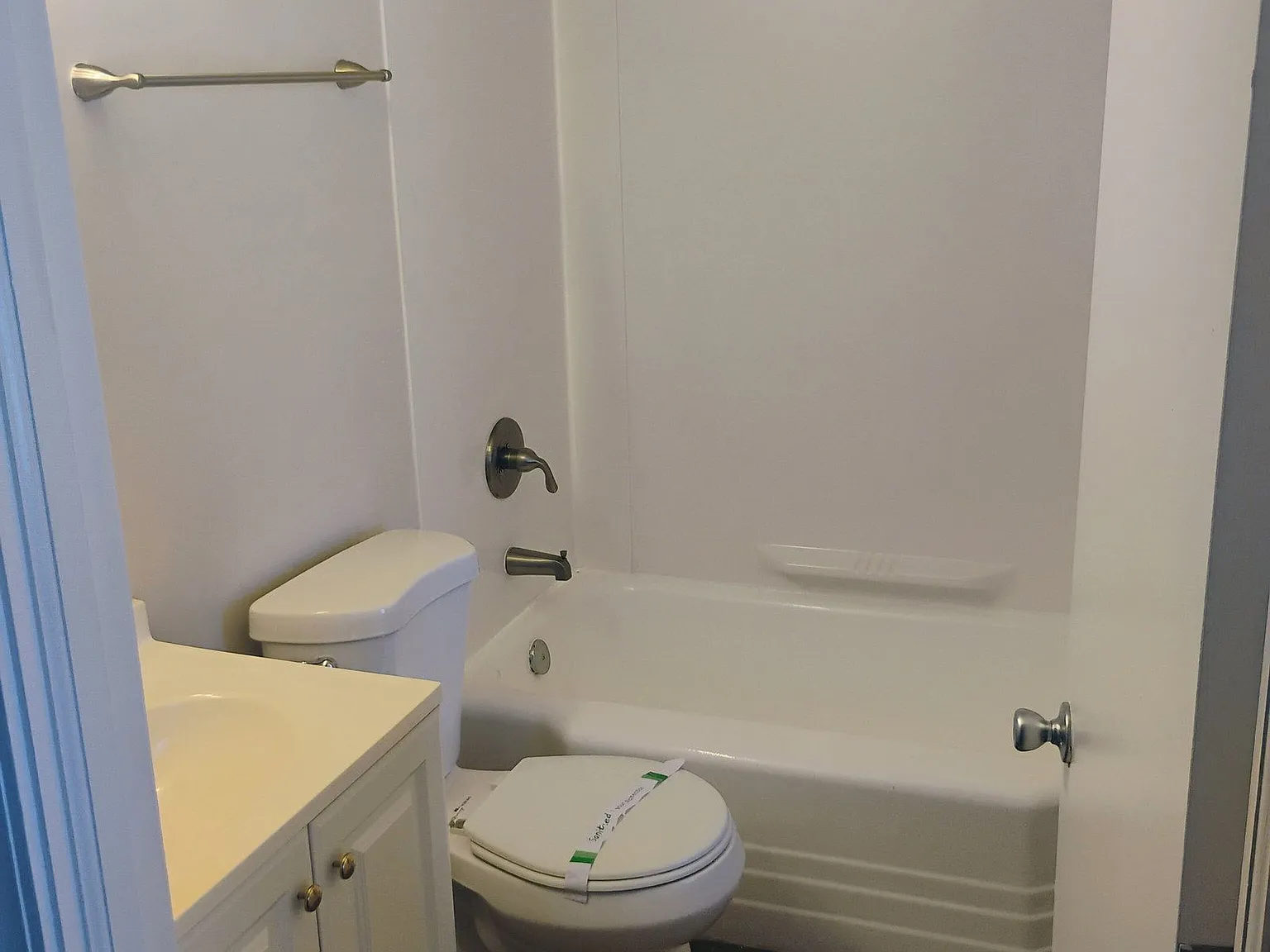 1 bed, 1.0 bath, $1,595 — Photo 4