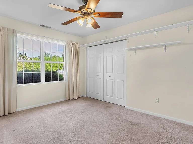 1742 Dogwood Dr — Photo 17