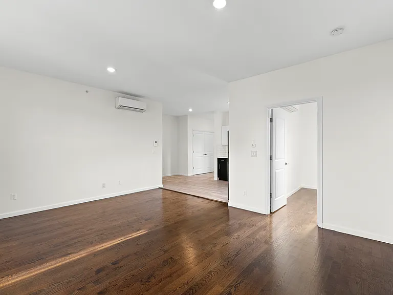 156 Gregory Ave #C2 — Photo 5
