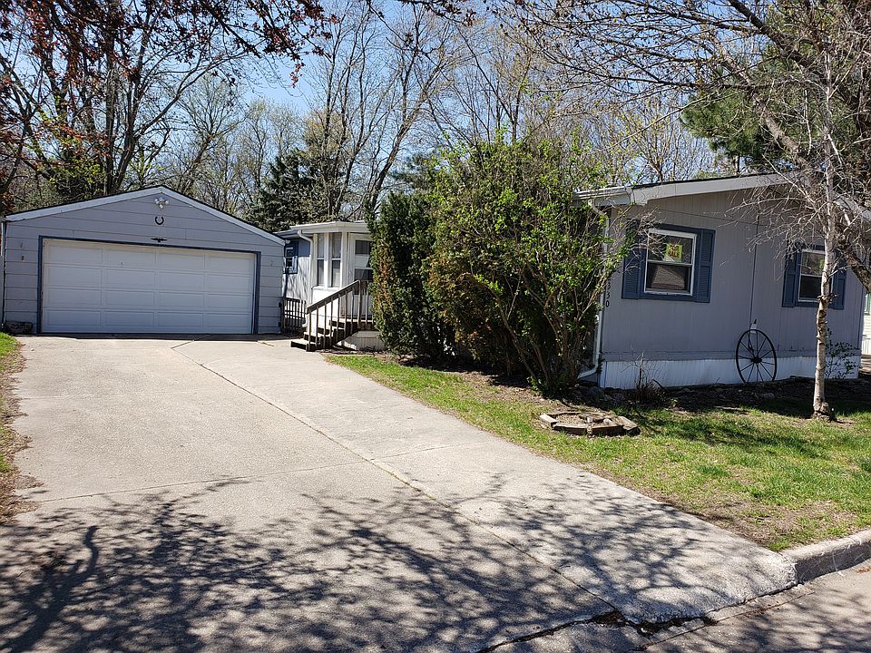 1st image of 2330 SE Summer Park Dr