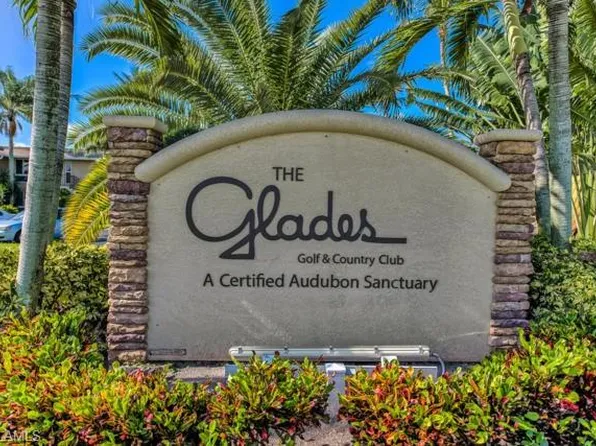 581 Teryl Rd APT 5, Naples, FL 34112