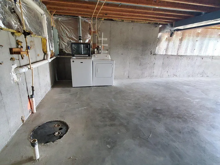 29 Litchfield Ln E — Photo 19