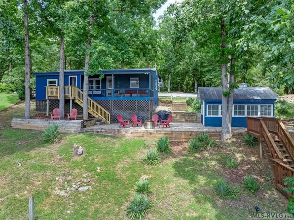 128 Bermuda Dr, Macon, NC 27551