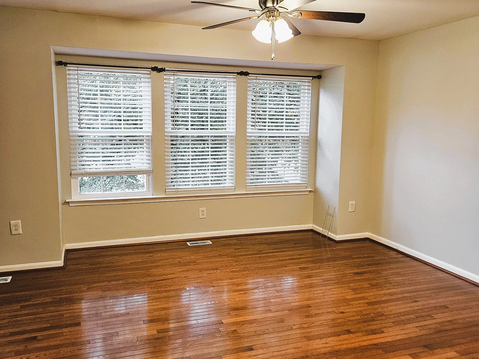 6900 Village Stream Pl — Photo 4