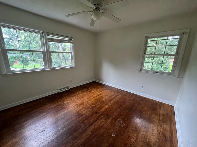 1809 Pinedale Dr — Photo 9