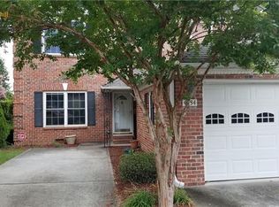4334 Laurel Hill Ln, Charlotte, NC 28217