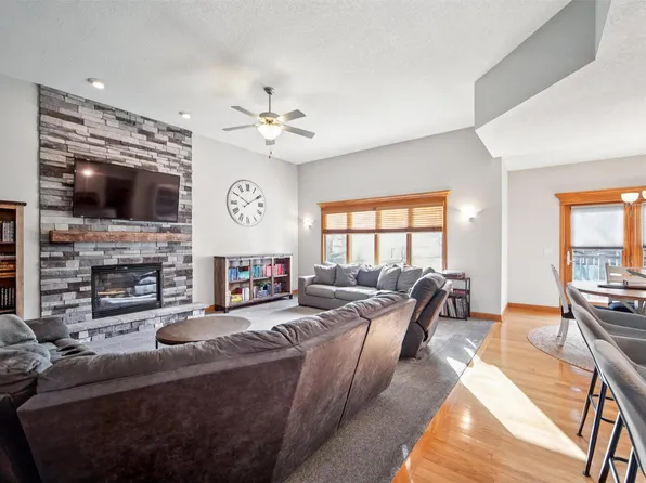 849 SE Delaware Ave, Ankeny, IA 50021