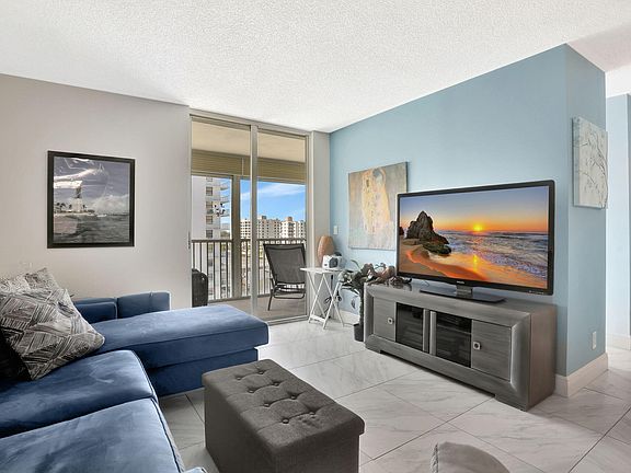 5th image of 1505 N Riverside Drive #802