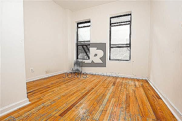 1st image of 320 E 34th St APT 5A