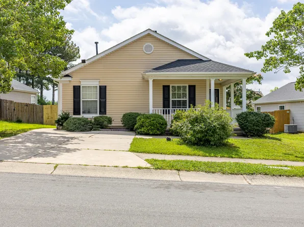 418 Lodestone Dr, Durham, NC 27703