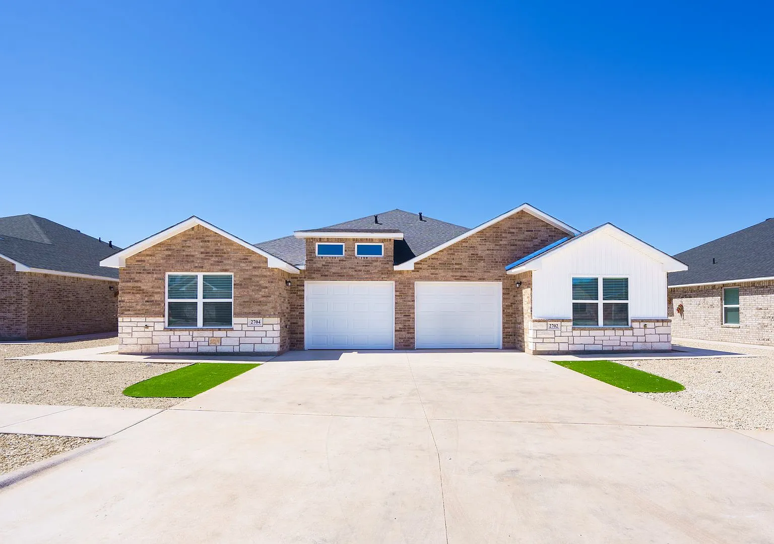 Coming Soon: 2718 Baron — Photo 1