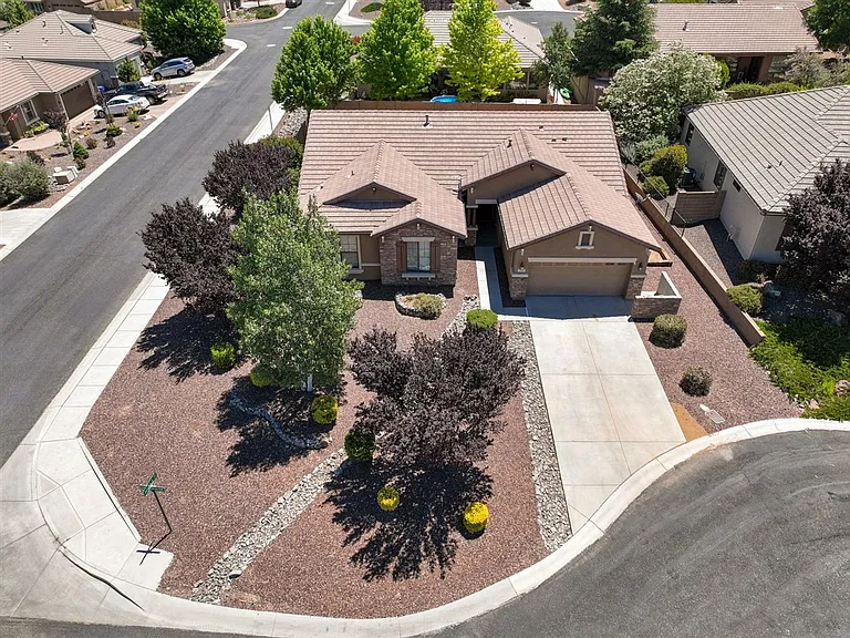2905 Leonita Ct — Photo 35