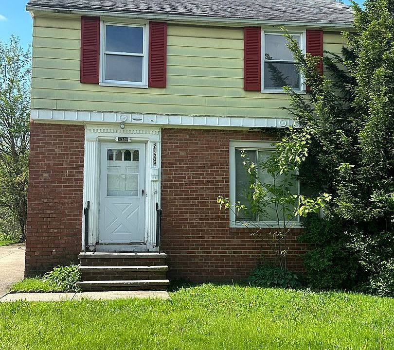1st image of 21504 Gardenview Dr