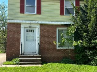 21504 Gardenview Dr, Maple Heights, OH 44137