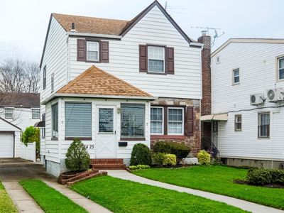 84-25 249 Street, Bellerose, NY, 11426