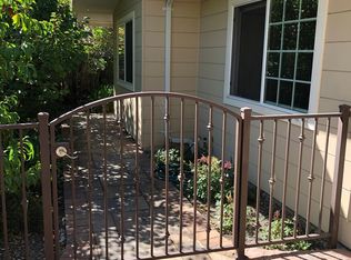 3526 Ramona St, Palo Alto, CA 94306