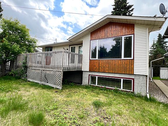2nd image of 221 Birch Ave