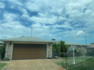 4208 Santiago St, Sebring, FL 33872