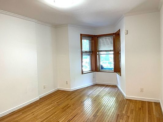 5th image of 292 5th St #1