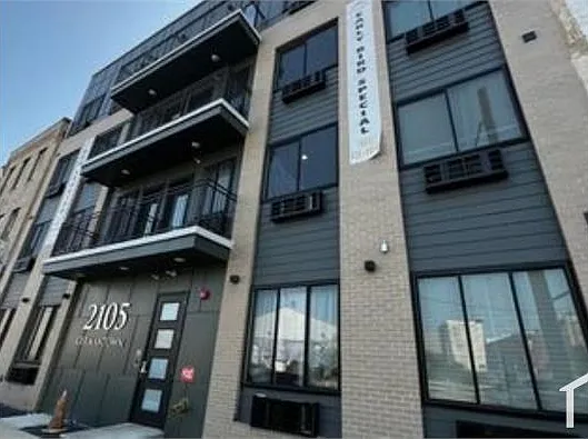 2105 Germantown Ave #19 — Photo 1