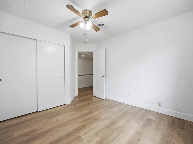 4709 Pinecastle Ave — Photo 20