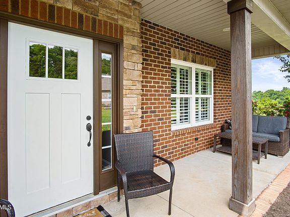 3rd image of 4401 Feldspar Ln