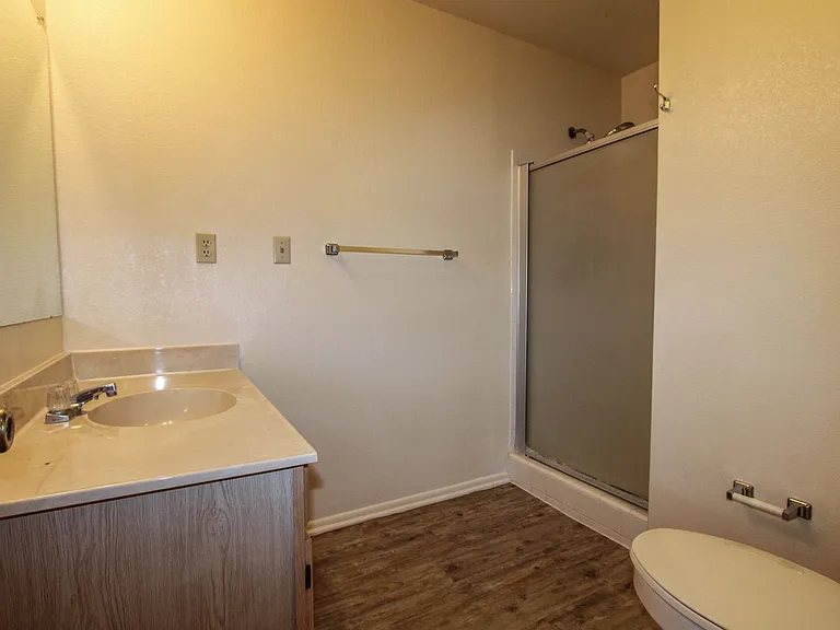 240 S McCormick St — Photo 15