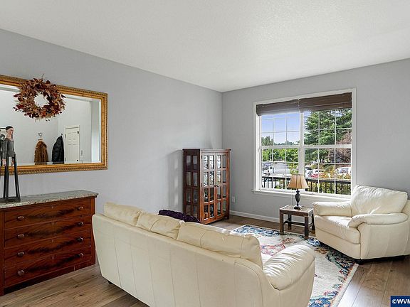 5th image of 2175 Churchill Ave SE