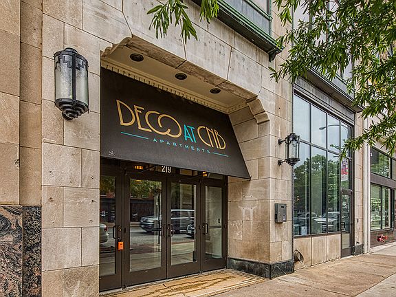 Deco offers the best in downtown living
