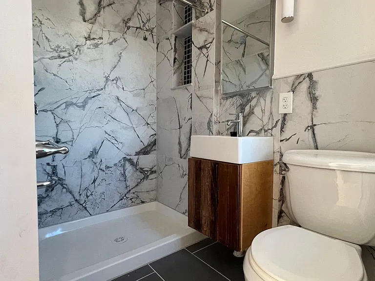 2019 S Beechwood St #2 — Photo 23