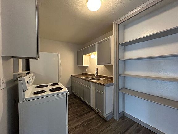 3rd image of 5419 Little Creek St