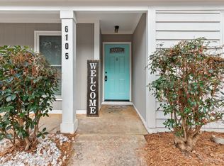 6105 Woodthrush Dr, Charlotte, NC 28227