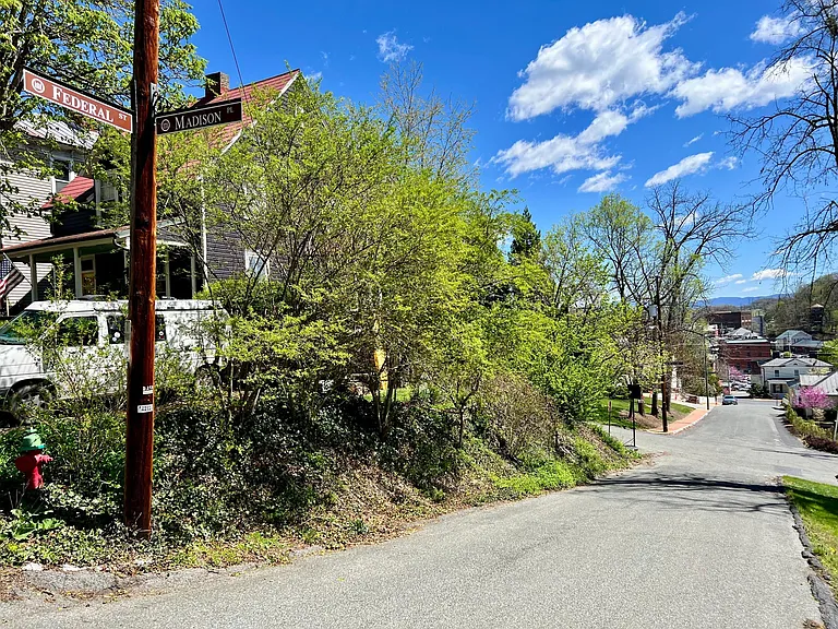 125 Madison Pl — Photo 43